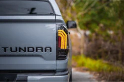 TOYOTA TUNDRA (14-21): MORIMOTO XB LED TAIL LIGHTS 16 TOYOTA TUNDRA (14-21): MORIMOTO XB LED TAIL LIGHTS -Cali Raisedled Sale Store 96470.090